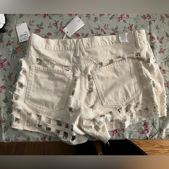 BNWT Good American 90s Laser Cutout Short in Bone - Picture 3 of 4